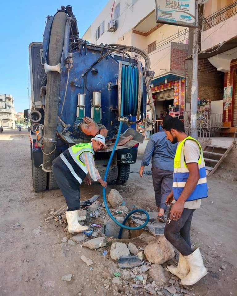 مياه الشرقية :تكثيف الجهودلتطهيرشبكات الصرف الصحي لاستقبال الشتاء