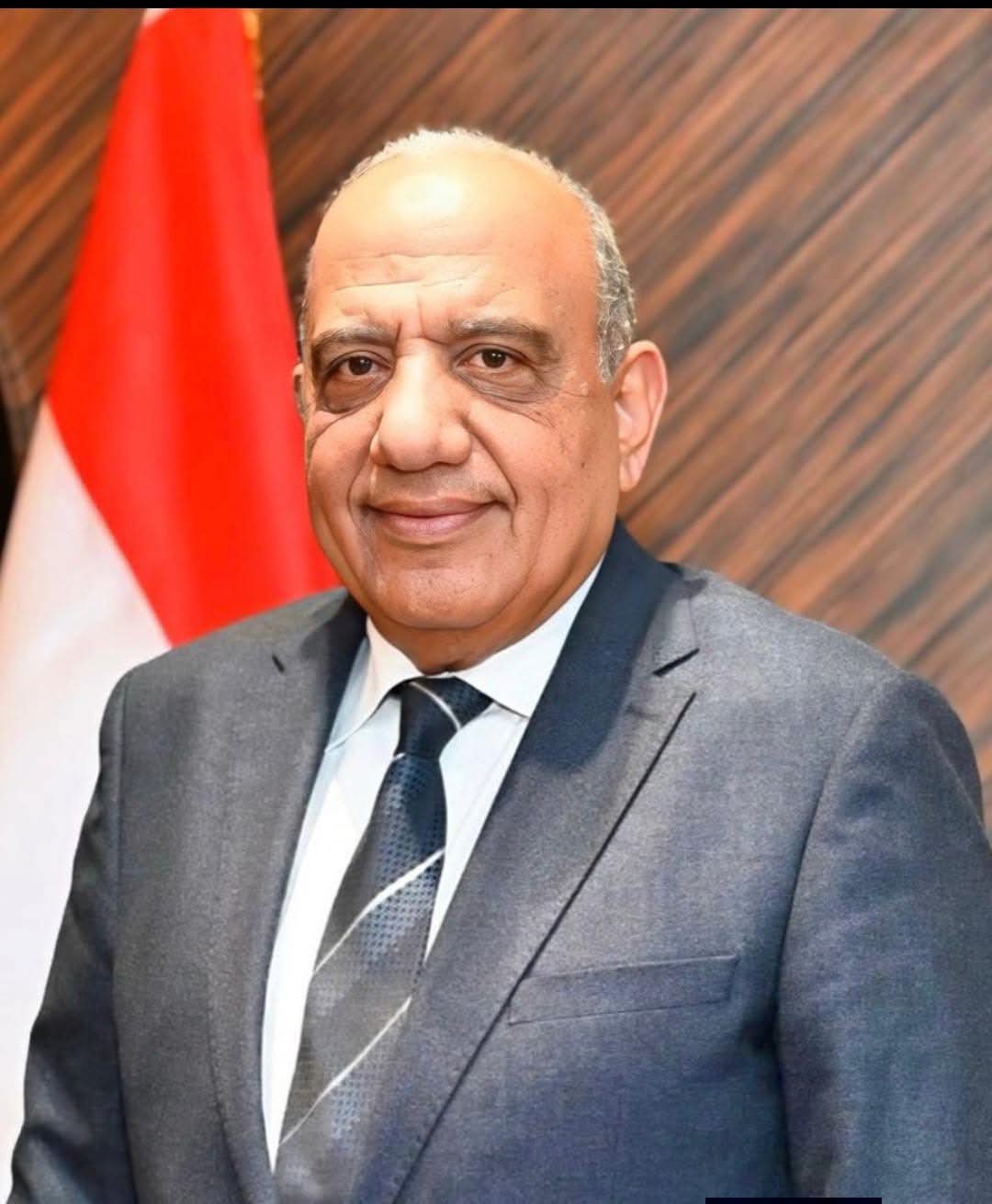 الدكتور محمود عصمت وزير الكهرباء والطاقة المتجددة حقق إنجازات واضحة وملموسة وصحوة كبرى على مستوى القطاع ،،، ولكن !!