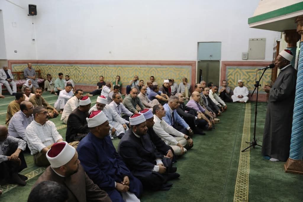 محافظ أسوان يشهد الإحتفال بالعام الهجرى الجديد 1447 هـ بمسجد النصر 