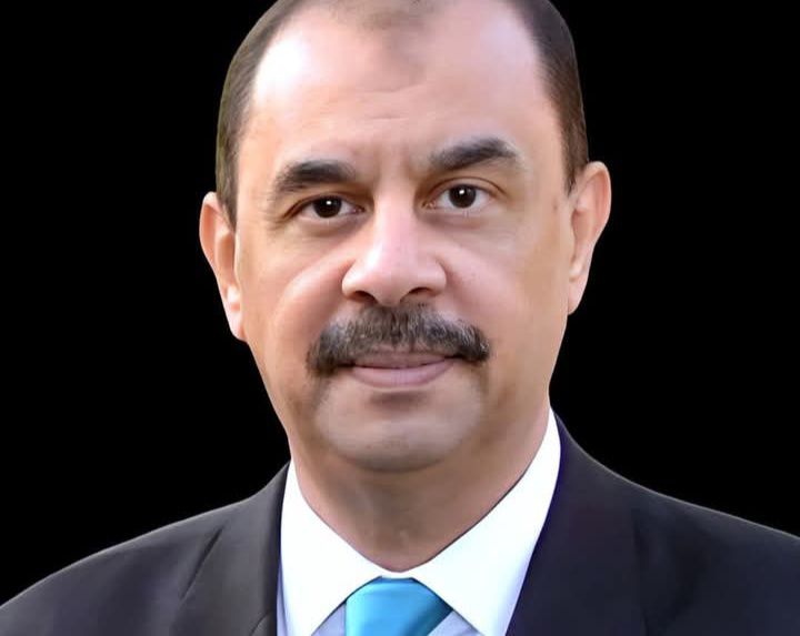 محافظ سوهاج يصدر قرارا بتكليف السكرتير العام برئاسة لجنة استرداد أراضي الدولة