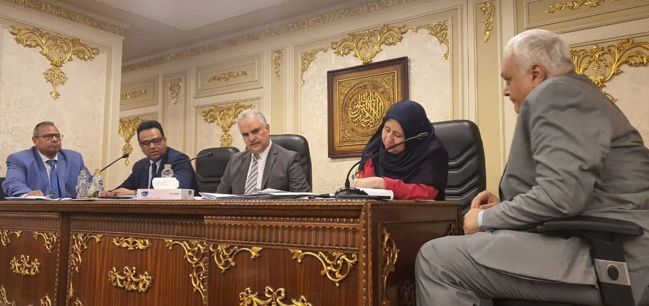 وكيل وزارة الصحة يشارك في جلسة نقاشية بمجلس النواب حول مستشفى جرجا العام
