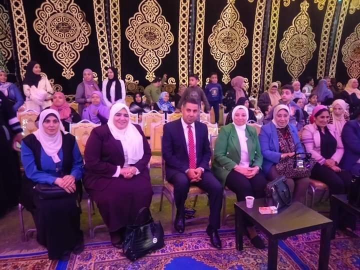 الشباب والرياضة : أولى عروض مسرح العرائس أوبريت الليلة الكبيرة بمركز شباب. الإماميين والتونسي