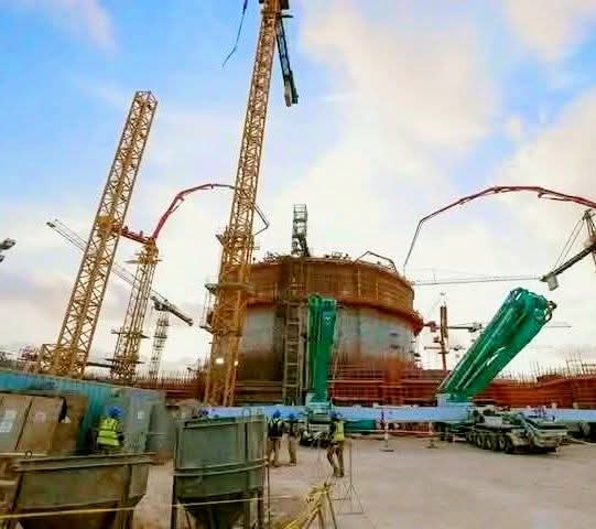 المحطات النووية. اكتمال الصبة الخرسانية لمبنى وعاء الاحتواء الداخلى للمفاعل بمحطة الضبعة