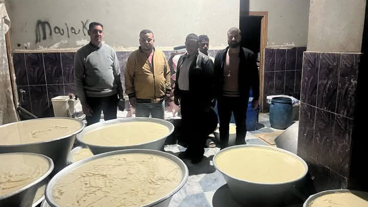 محلية المنشأة بسوهاج  ... ضبط 3طن من مشروب 