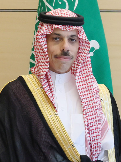 فرحان يشارك في قمة شرم الشيخ للسلام