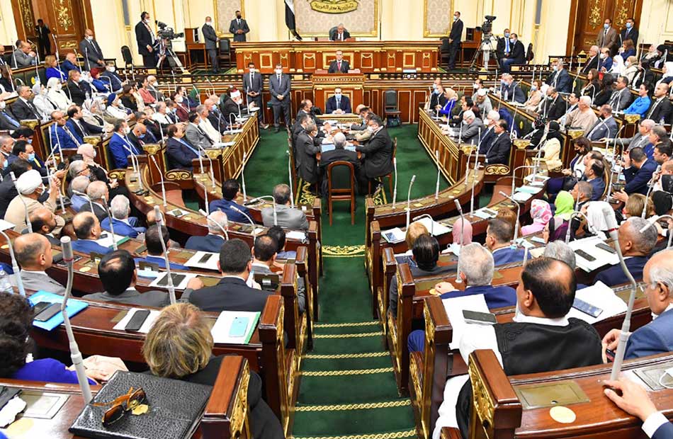 البرلمان يحيل 8 قرارت جمهورية و قوانين و6 مشروعات الى اللجان المختصة
