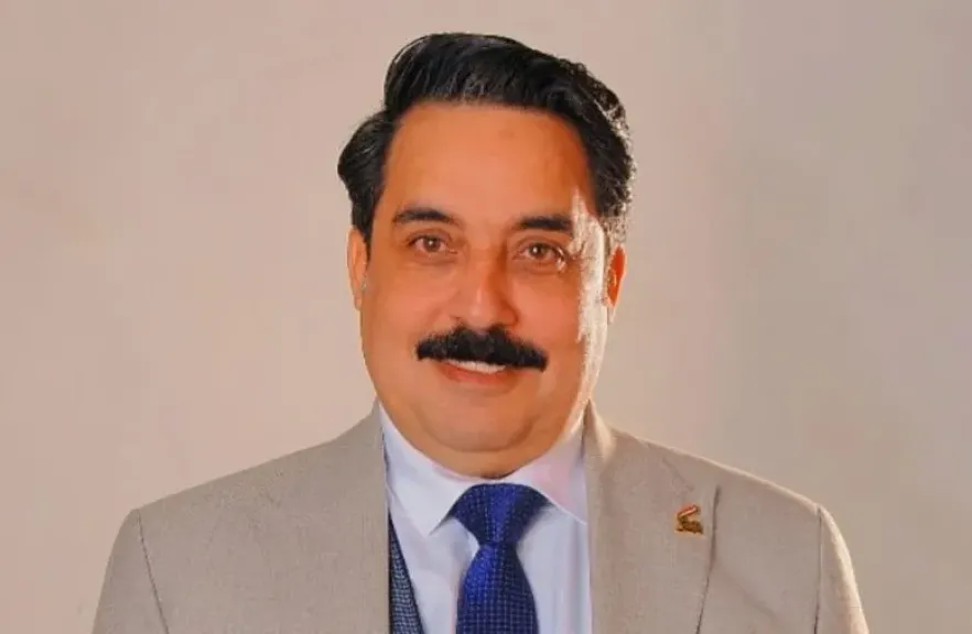 رئيس لجنة النقل واللوجستيات بحزب الجيل الديمقراطي : “حين ينهار العالم… تبدأ فرصة مصر للهيمنة”