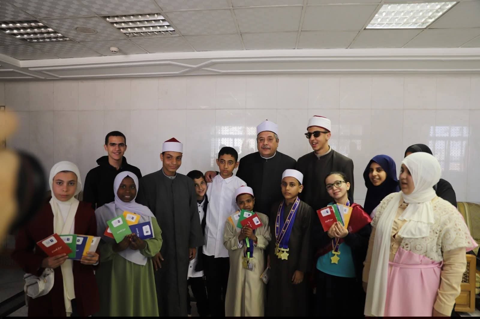 منطقة سوهاج الأزهرية تشارك في نهائيات تحدي القراءة العربي بموسمه العاشر